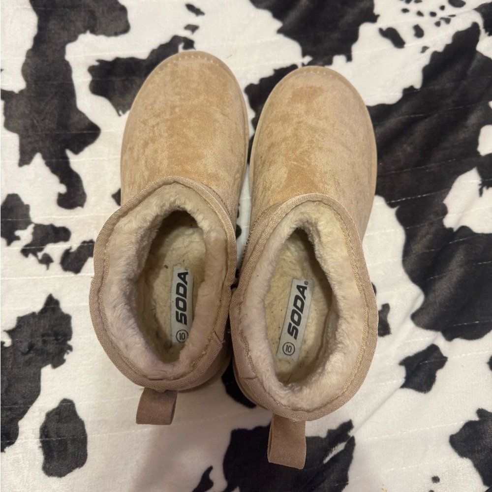 Soda woman’s Tan Slippers